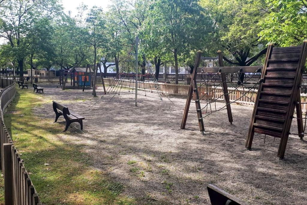 Apartament Girona Centro 7Pax Zewnętrze zdjęcie
